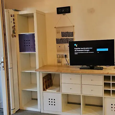 Petite 4-6 Personnes Belles Terrasses, Piscine, Plages Vallauris