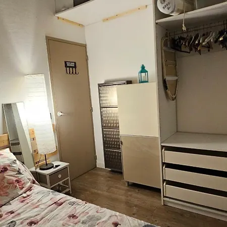 Petite 4-6 Personnes Belles Terrasses, Piscine, Plages Semesterbostad *